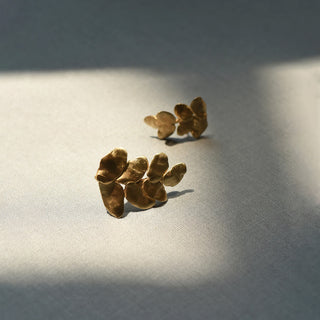 8.6.4 - Leaf Stud Earrings