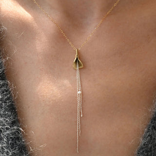 8.6.4 - Botanical Lariat