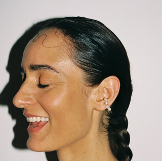 Saskia Diez - 4 Pearl Ear Cuff
