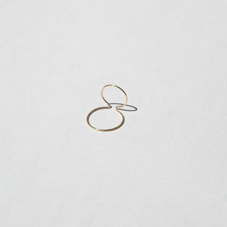 Saskia Diez - Wire Bold Circle Earcuff