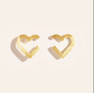 Be Maad - Mini Magnetic Heart Earrings