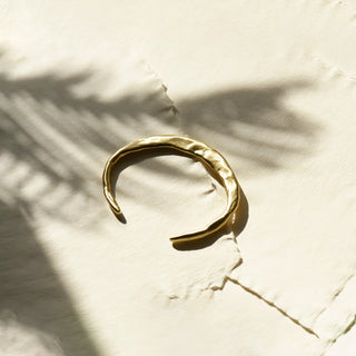 8.6.4 - Brass Ribbon Cuff