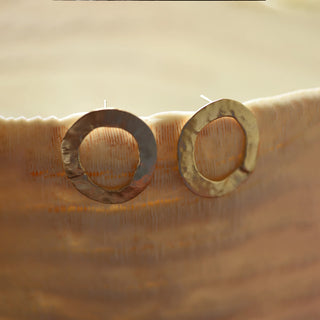 8.6.4 - Circle Hoop Stud