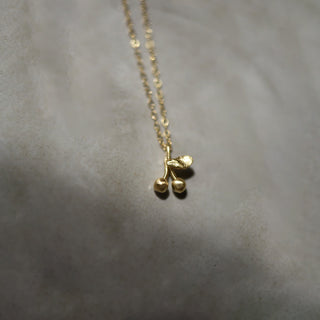 8.6.4 - Drop Cherry Necklace